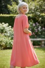 Corallrosa rundhalset viskosekjole thumbnail