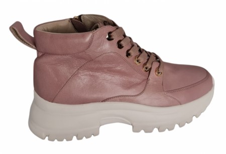 Gammelrosa sneakers m røff såle