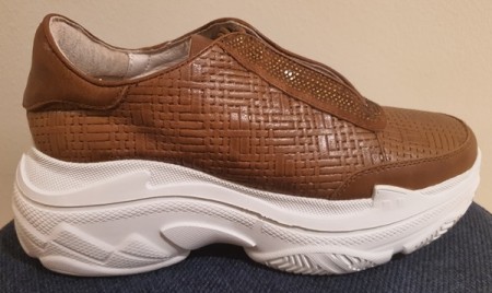 Cognac chunky sneakers