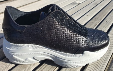 Sort chunky sneakers