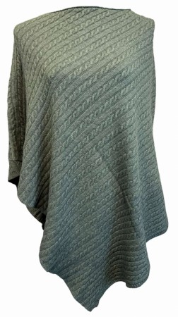 Grønn poncho, smale fletter