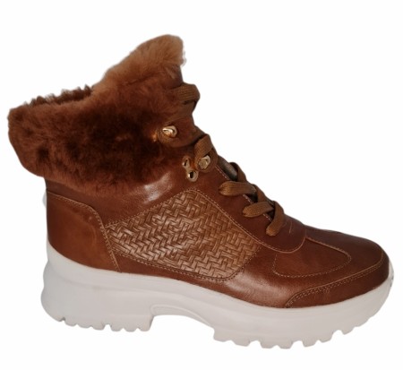 Cognac sneakers m fake pels