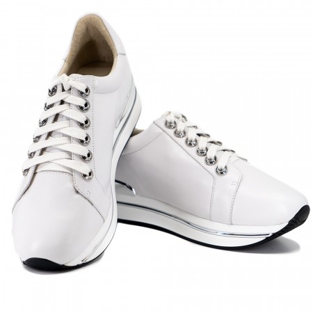 Hvite sneakers med sølv stripe
