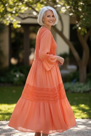 Silkekjole m blonder - CORAL