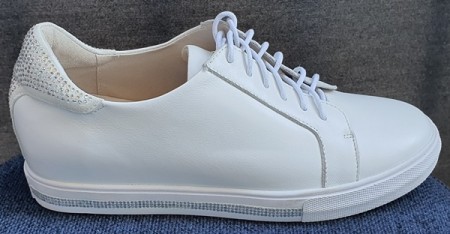 Hvit sneakers m innebygd hel