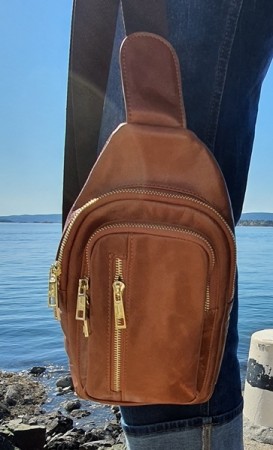 Cognac crossover veske