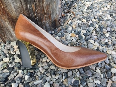 Cognac pumps med gull