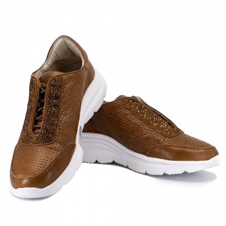 Cognac sneakers med matchende stener