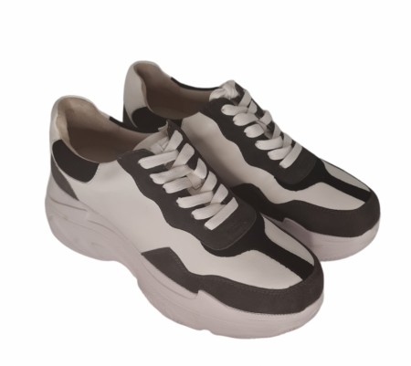 Grå, hvit og sort chunky sneakers